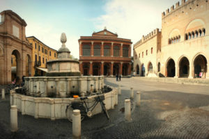 Rimini: Piazza Cavour