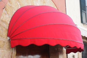 Tenda da sole a cappottino