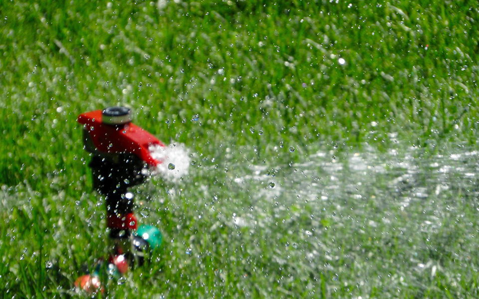 Impianto irrigazione per giardino e terrazzo: irrigatore